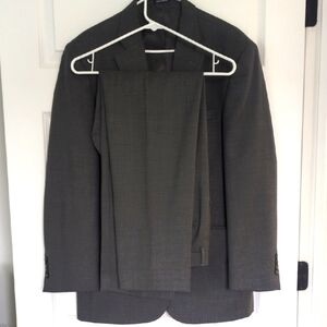 Claiborne Gray Sport Coat Timeless Elegance